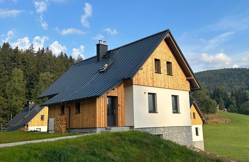 Smrzovka Apartment | Nice apartment for 8 people with WIFI, TV, terrace and parking