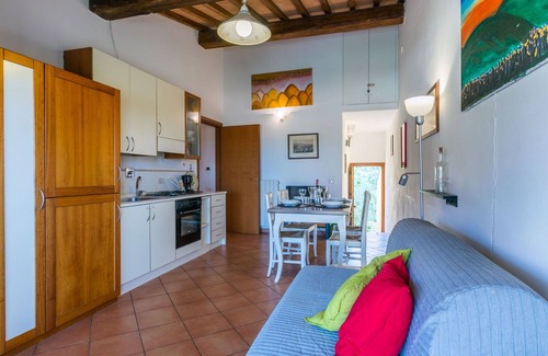 Guardistallo Apartment | Nice apartment for 5 guests with WIFI, terrace, pets allowed and parking