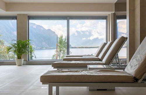 Montreux Apartment | Nice apartment for 2 people with pool, WIFI, A/C, TV, terrace, panoramic view and parking