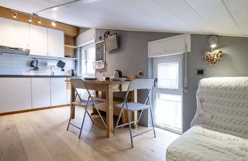 Madesimo Apartment | Nice apartment for 2 people with WIFI, TV and parking