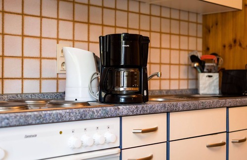 Schoenecken Apartment | Nice apartment for 2 people with WIFI, TV, patio and pets allowed