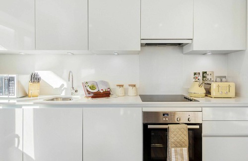 Haggerston Apartment | Nice apartment for 2 people with WIFI and TV
