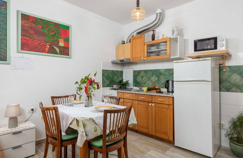 Donji Kraj Apartment | Nice apartment for 2 people with WIFI, A/C, TV and terrace