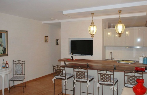 Bigogno Apartment | Nice apartment for 3 people with pool, A/C, WIFI, TV, balcony and parking