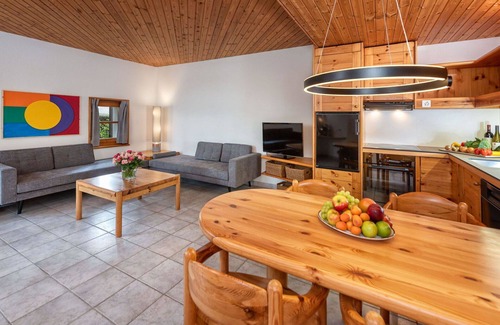 Lenzerheide Apartment | Nice apartment for 4 guests with TV, balcony and pets allowed