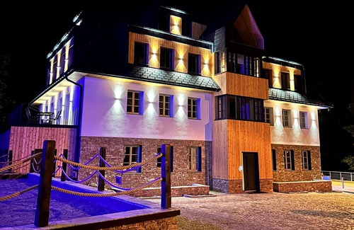 Pec pod Snezkou Apartment | Nice apartment for 4 guests with WIFI, TV and pets allowed
