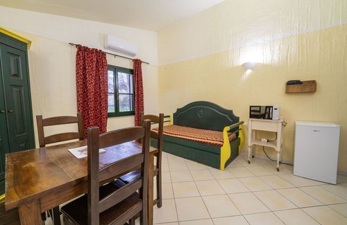 Arborea Apartment | Nice apartment for 4 guests with A/C, pool, WIFI, TV and pets allowed