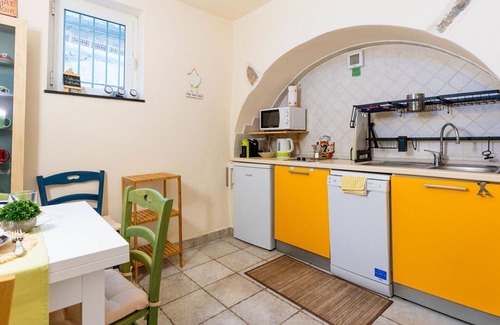 Arnasco Apartment | Nice apartment for 4 guests with WIFI, A/C, TV and terrace