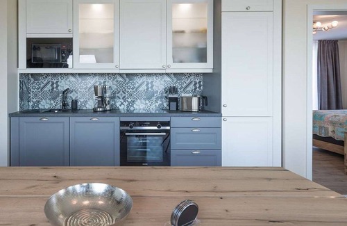 Nordstrand Apartment | Nice apartment for 4 guests with WIFI, TV, terrace and pets allowed