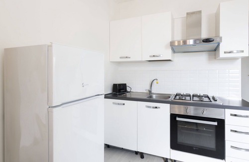 Meina Apartment | Nice apartment for 4 guests with pool, A/C, TV and parking