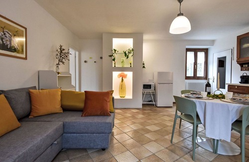 Civo Apartment | Nice apartment for 4 people with WIFI, TV, balcony, pets allowed and parking