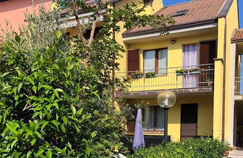 Monterosso al Mare Apartment | Nice apartment for 4 people with pool, WIFI, TV, pets allowed and parking