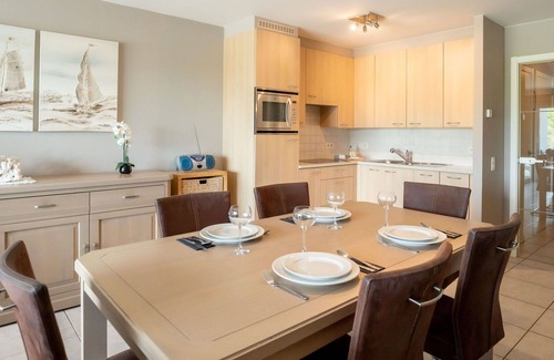 Bredene Apartment | Nice apartment for 4 people with WIFI, TV and balcony