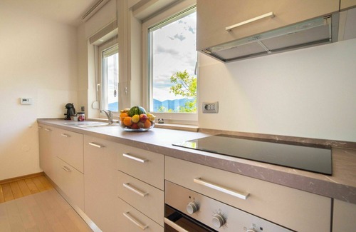 Kastav Apartment | Nice apartment for 4 people with A/C, pool, WIFI, TV, terrace, panoramic view and parking