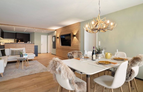 Davos Apartment | Nice apartment for 4 people with WIFI, TV, terrace and parking