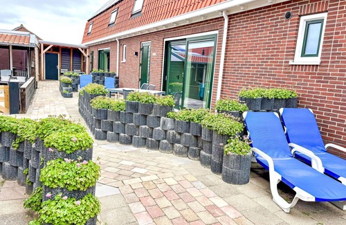 Westkapelle Apartment | Nice apartment for 4 people with WIFI, TV, terrace and parking