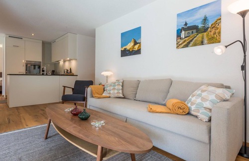 Saas Grund Apartment | Nice apartment for 5 guests with WIFI, TV, balcony and pets allowed