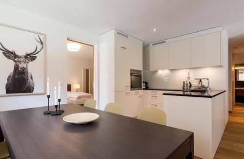 Saas Grund Apartment | Nice apartment for 5 people with WIFI, TV, balcony and pets allowed