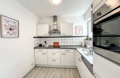 Siegburg Apartment | Nice apartment for 5 guests with WIFI, TV, balcony and parking