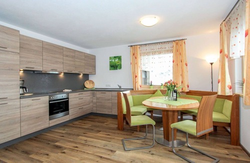 Distelberg Apartment | Nice apartment for 6 guests with WIFI, TV, patio and panoramic view