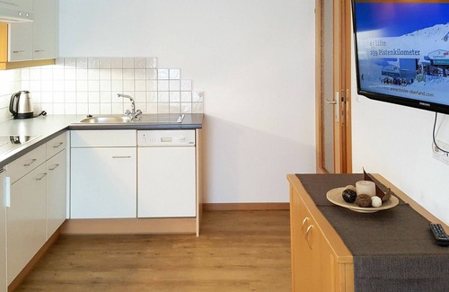 Fendels Apartment | Nice apartment for 6 guests with WIFI, TV, terrace and pets allowed