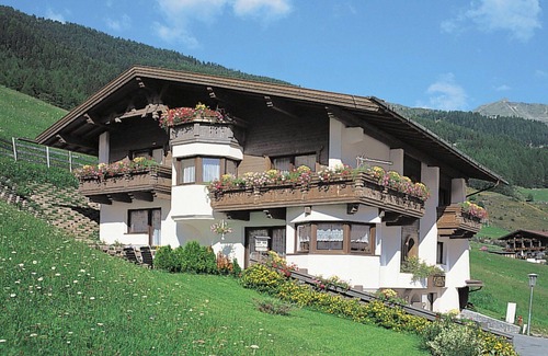 Soelden Apartment | Nice apartment for 6 guests with WIFI, TV and balcony