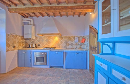 Poggibonsi Apartment | Nice apartment for 6 guests with A/C, pool, WIFI, TV and panoramic view, close to San Gimignano