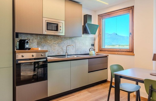 Verceia Apartment | Nice apartment for 6 people with A/C, WIFI, TV and balcony
