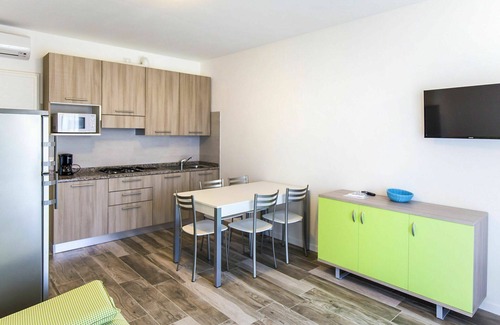 Torre di Fine Apartment | Nice apartment for 7 people with WIFI, pool, A/C, TV, balcony and parking