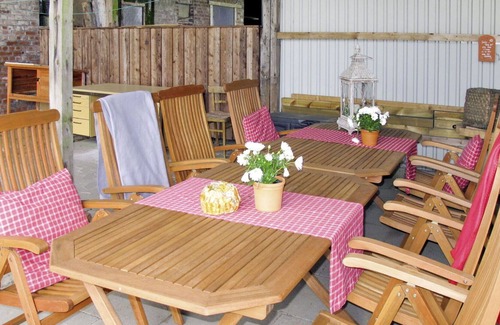 Armstorf Apartment | Nice apartment for 8 guests with WIFI, TV, patio and parking