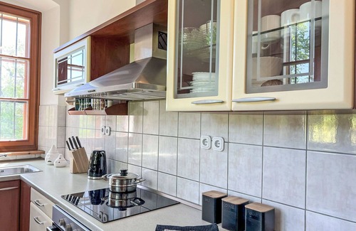 Pohorje Apartment | Nice apartment for 8 people with WIFI, pool, TV and parking