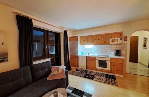Fieberbrunn Apartment | Nice apartment for 3 guests with WIFI, TV, balcony and parking