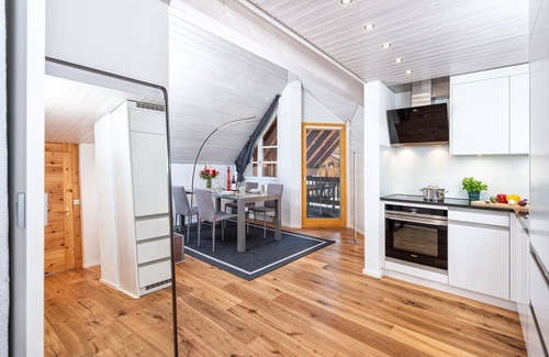 Lenzerheide Apartment | Nice apartment for 4 guests with WIFI, pool, TV and pets allowed
