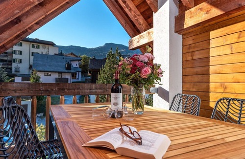 Lenzerheide Apartment | Nice apartment for 4 guests with WIFI, pool, TV and pets allowed