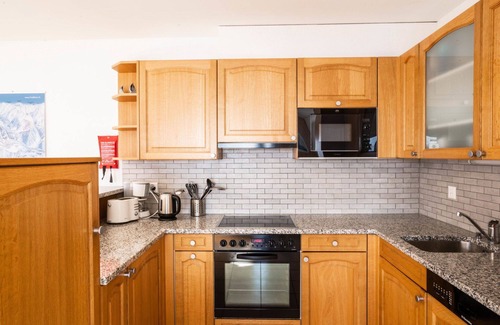 Vex Apartment | Nice apartment for 8 guests with hot tub, WIFI, TV, balcony and parking