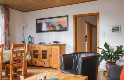 Oberndorf Apartment | Nice apartment for 6 people with WIFI, TV, patio and pets allowed
