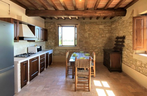 Guardistallo Apartment | Nice apartment for 4 people with WIFI, A/C, pool, patio, pets allowed, panoramic view and parking
