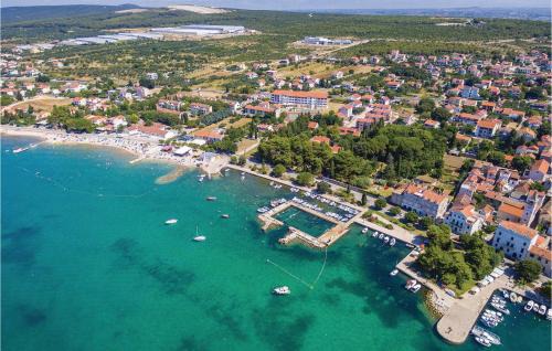 Sveti Filip i Jakov Apartment | Nice Apartment In Sveti Filip I Jakov
