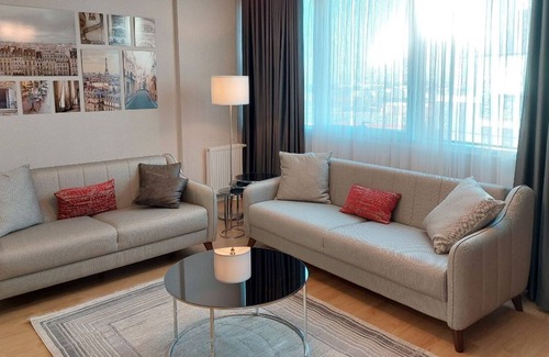 Mustafakemalpasa Apartment | Nice Apartment in a Vital Area Apt. 125