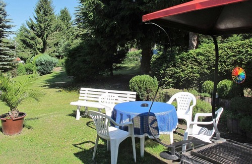 Steinbach-Hallenberg House | Nice apartment in villa for 4 guests with WIFI, TV, patio and parking