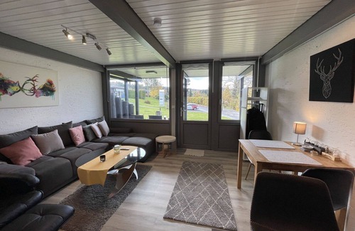 Waldkirchen House | Nice apartment in villa for 2 guests with TV, terrace, pets allowed and parking