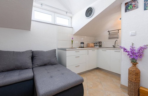 Kosljun Apartment | Nice apartment in Kosljun with WiFi