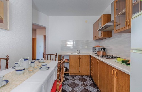 Kostrena Apartment | Nice apartment in Kostrena with WiFi
