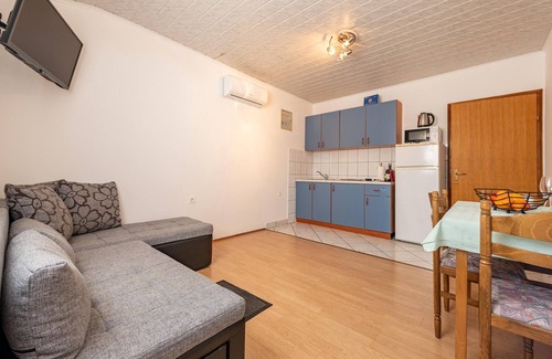 Pag Apartment | Nice apartment in Pag with WiFi