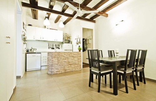 El Poble-sec Apartment | Nice apartment in poble sec near the sea and montjuic mountain