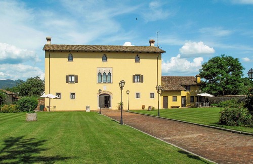 Povoletto House | Nice apartment in villa for 4 guests with A/C, pool, WIFI, TV and terrace