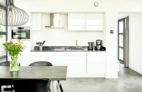 Enkhuizen House | Nice apartment in villa for 4 people with WIFI, TV, terrace and parking