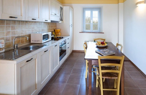 Larciano House | Nice apartment in villa for 4 guests with pool, WIFI, A/C, TV and parking