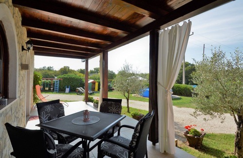 Sosici House | Nice apartment in villa for 4 people with WIFI, A/C, private pool, TV, terrace and parking