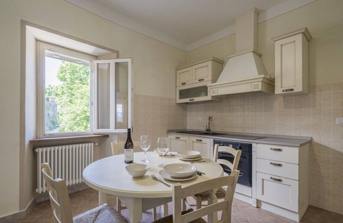 Monforte d'Alba Apartment | Nice apartment for 4 guests with pool, WIFI and TV, close to Alba